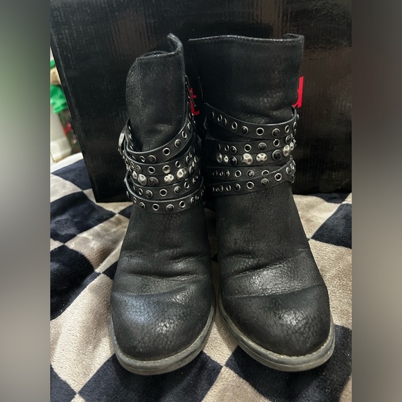 NOT RATED Heeled Boots - Picture 9 of 10